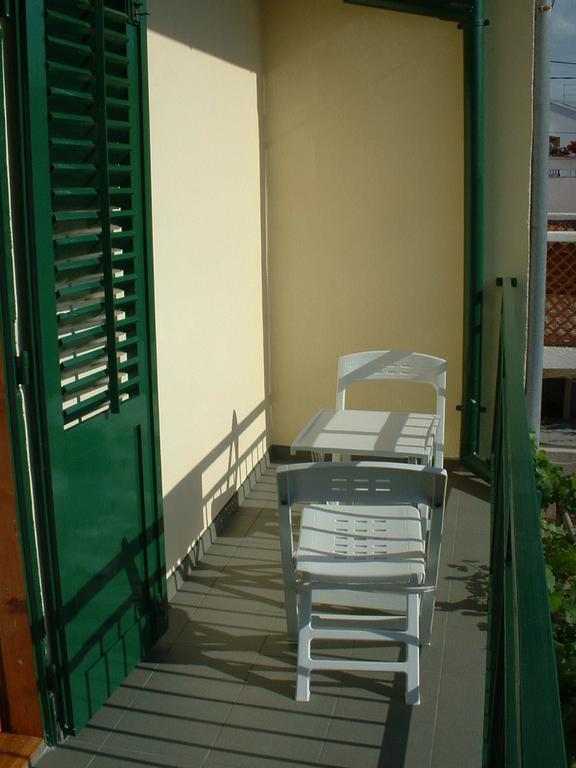 Holiday Home Olea Punat Exterior photo